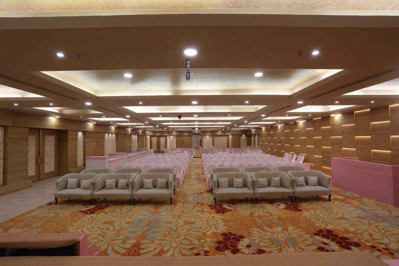 Hotel Ymca International Centre Ahmadabad Zewnętrze zdjęcie